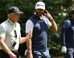 Участники LIV Golf Invitational Series подписывают долгосрочные контракты