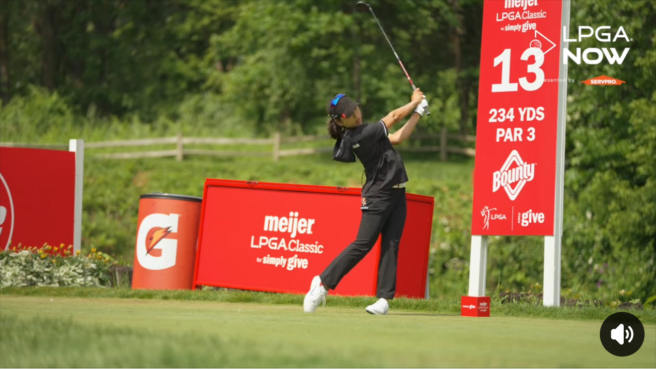 Meijer LPGA Classic в Мичигане, второй раунд. Со счётом -8 Карлотта Сиганда и еще три гольфистки делят первую строчку. Наталия Гусева остаётся за линией ката... 